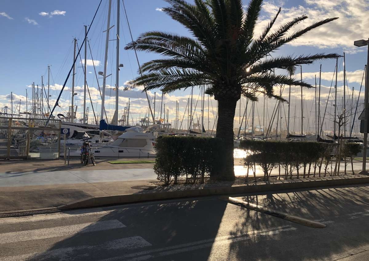 La Marina de València - Jachthaven in de buurt van Valencia (Poblats Marítims)