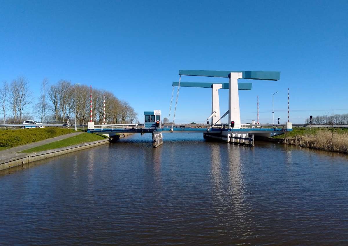 Steenendamsterbrug - Bridge in de buurt van Noardeast-Fryslân (Burdaard)