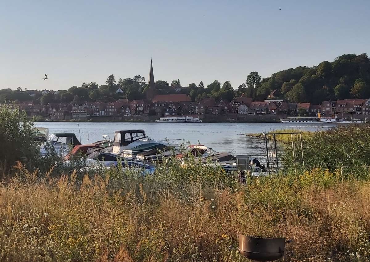 Wassersportfreunde Hohnsdorf - Jachthaven in de buurt van Hohnstorf (Elbe)