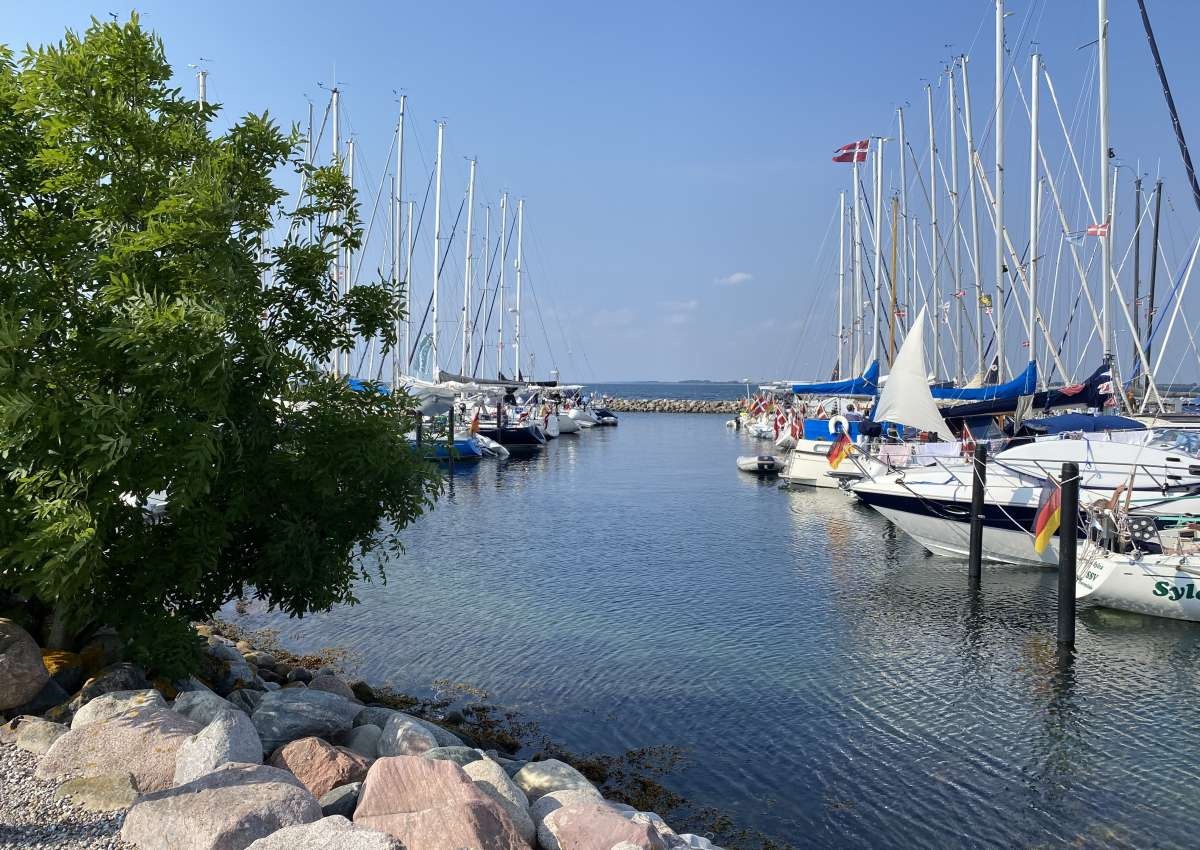 Omø - Hafen bei Kirkehavn