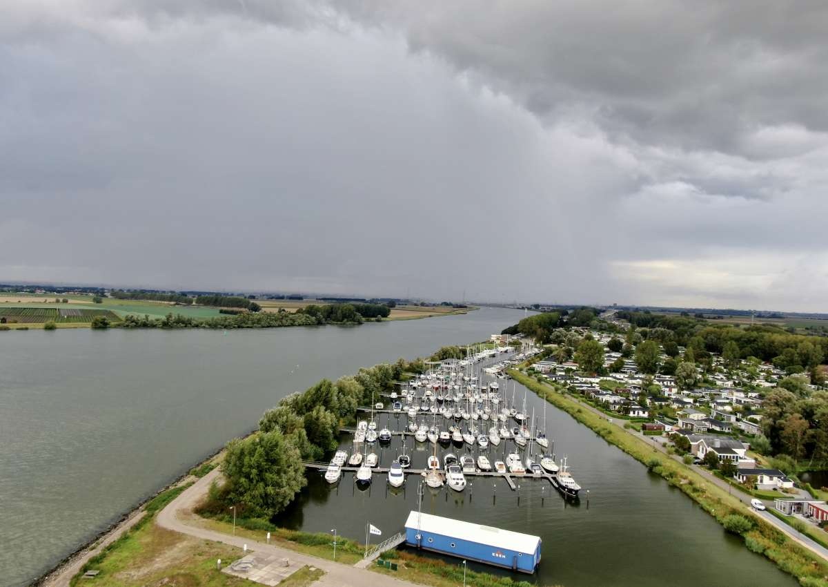 The watersports Kil - Jachthaven in de buurt van Dordrecht