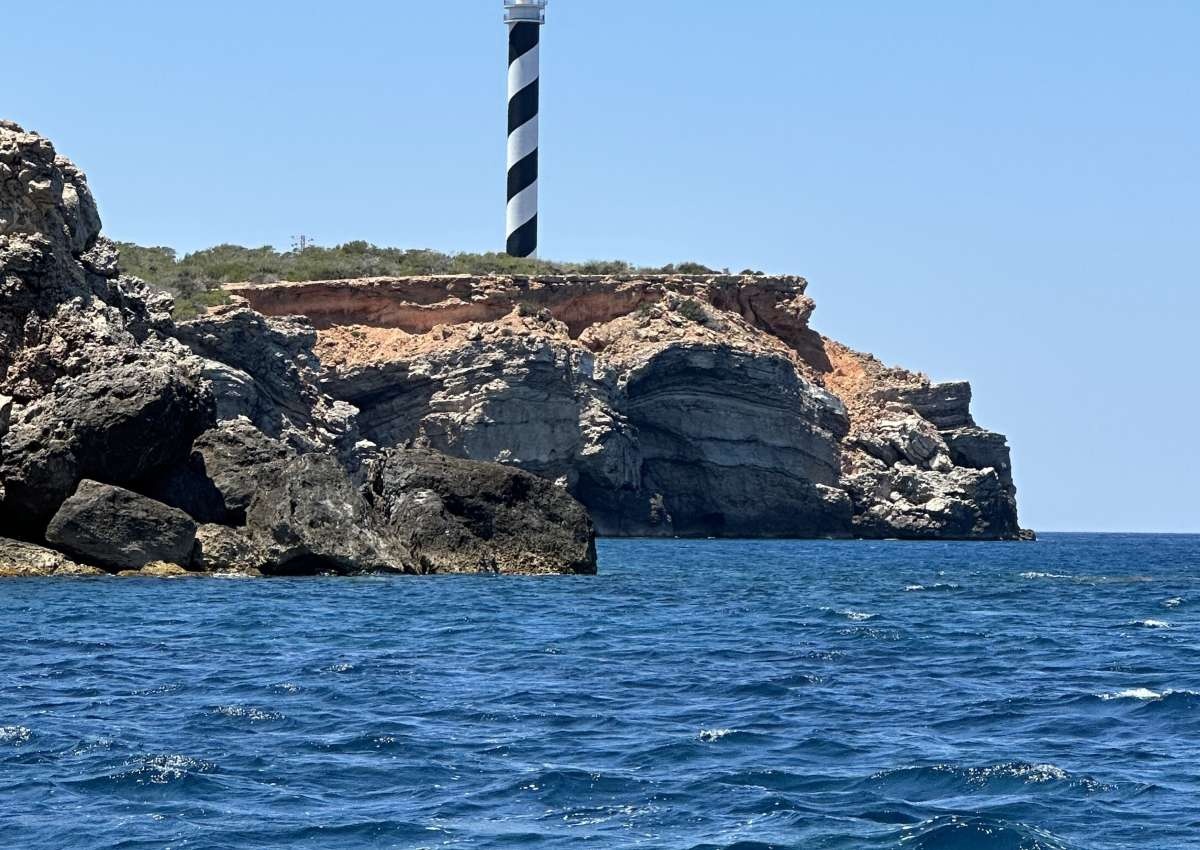 Ibiza  - Punta Moscarter - Phare près de Portinatx