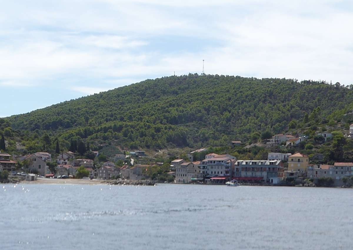 Stomorska - Solta - Jachthaven in de buurt van Stomorska