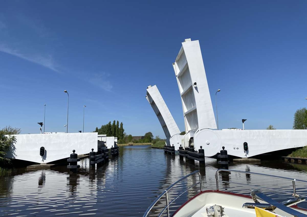 Zernikebrug - Bridge in de buurt van Groningen (West)