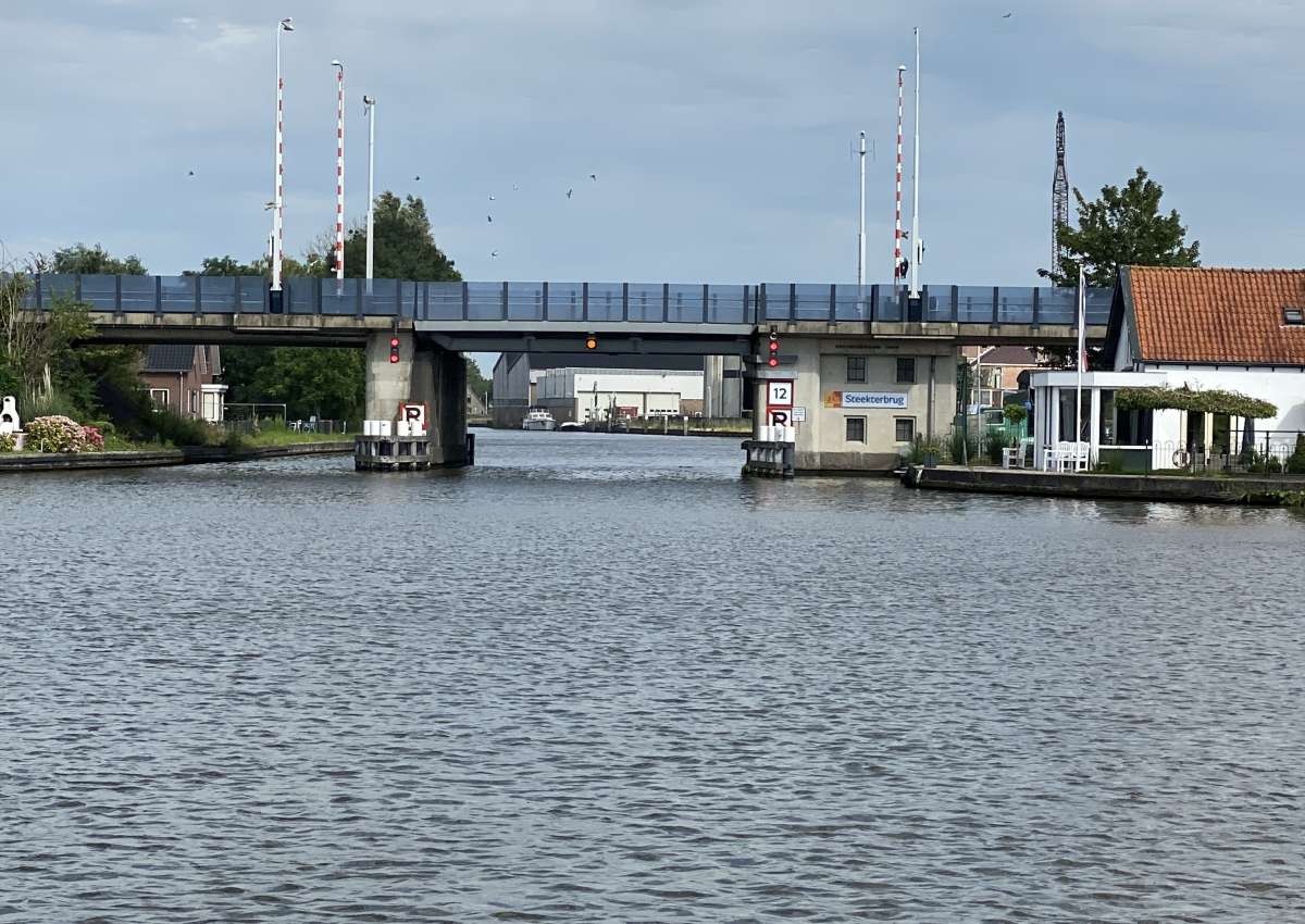 Steekterbrug - Bridge in de buurt van Alphen aan den Rijn