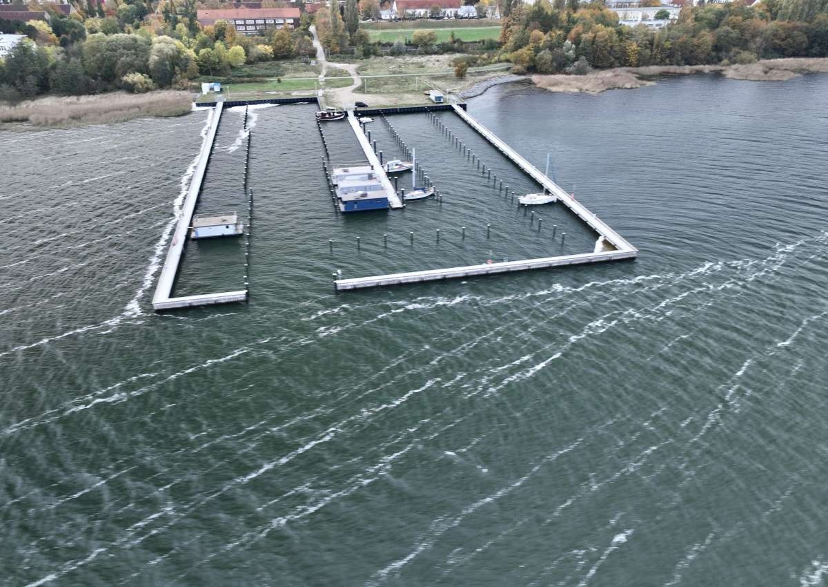 Stralsund - Yachthafen Schwedenschanze - Hafen bei Stralsund (Knieper Nord)