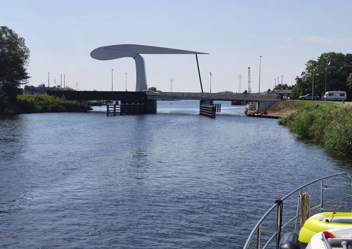 Vollenhoverbrug - Bridge near Noordoostpolder (Marknesse)