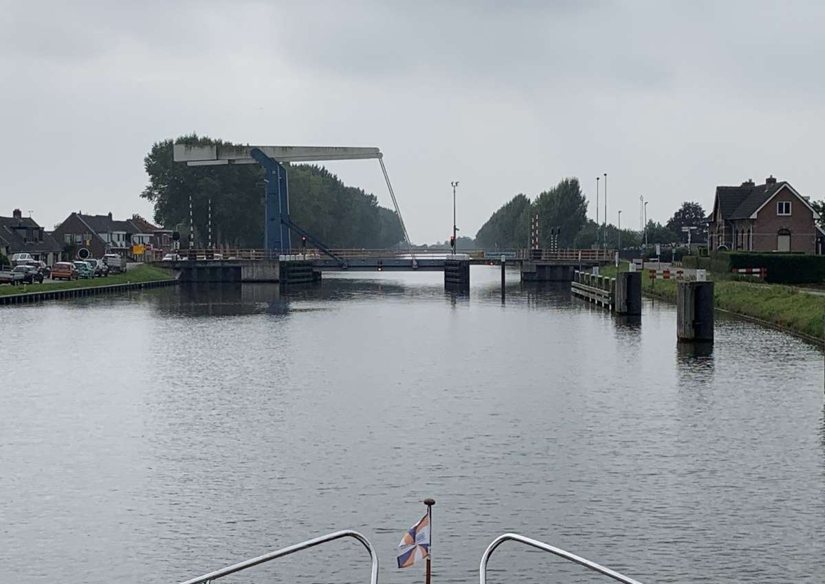 Zwaanskuikenbrug - Bridge in de buurt van Vijfheerenlanden (Lexmond)