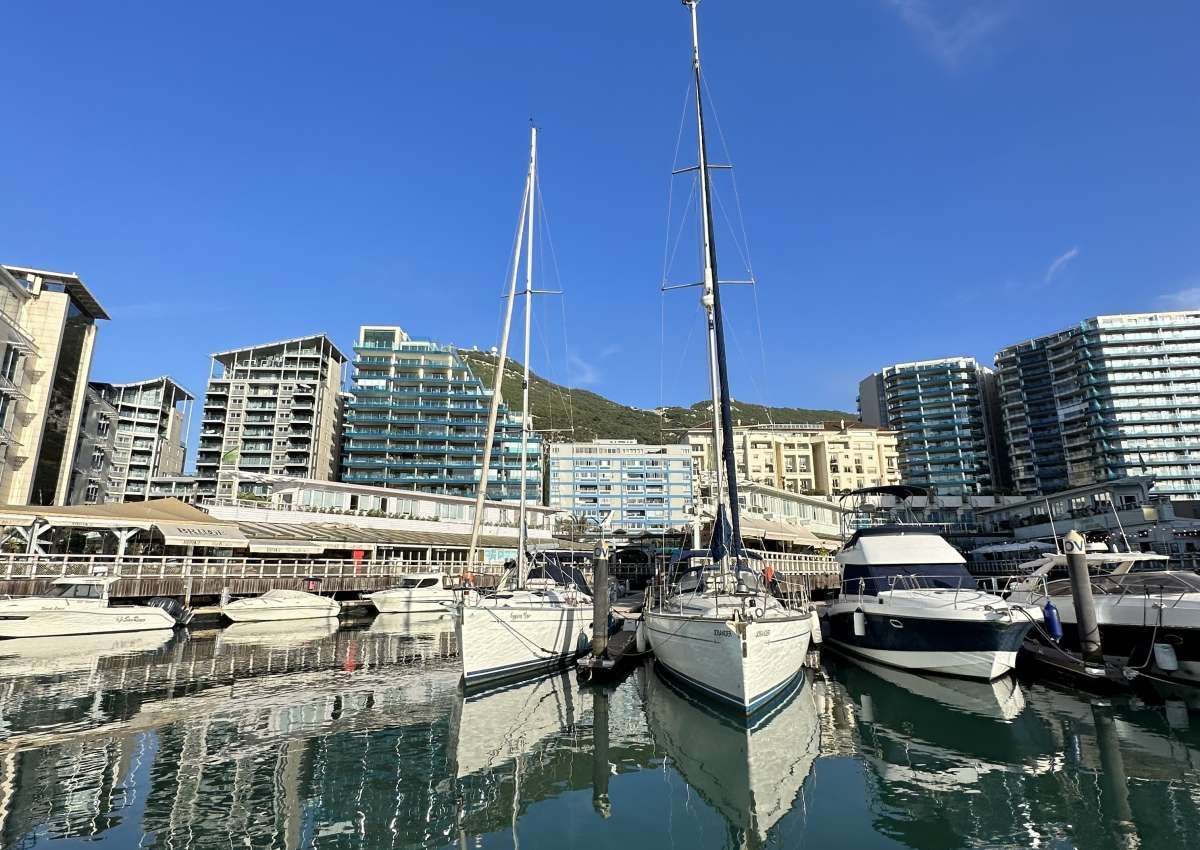 Ocean Village Marina - Jachthaven in de buurt van Gibraltar