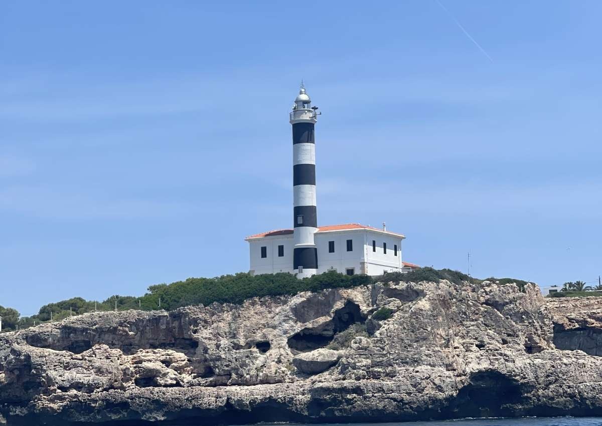 Mallorca - Punta ses Crestas - Lighthouse near Felanich (Portocolom)