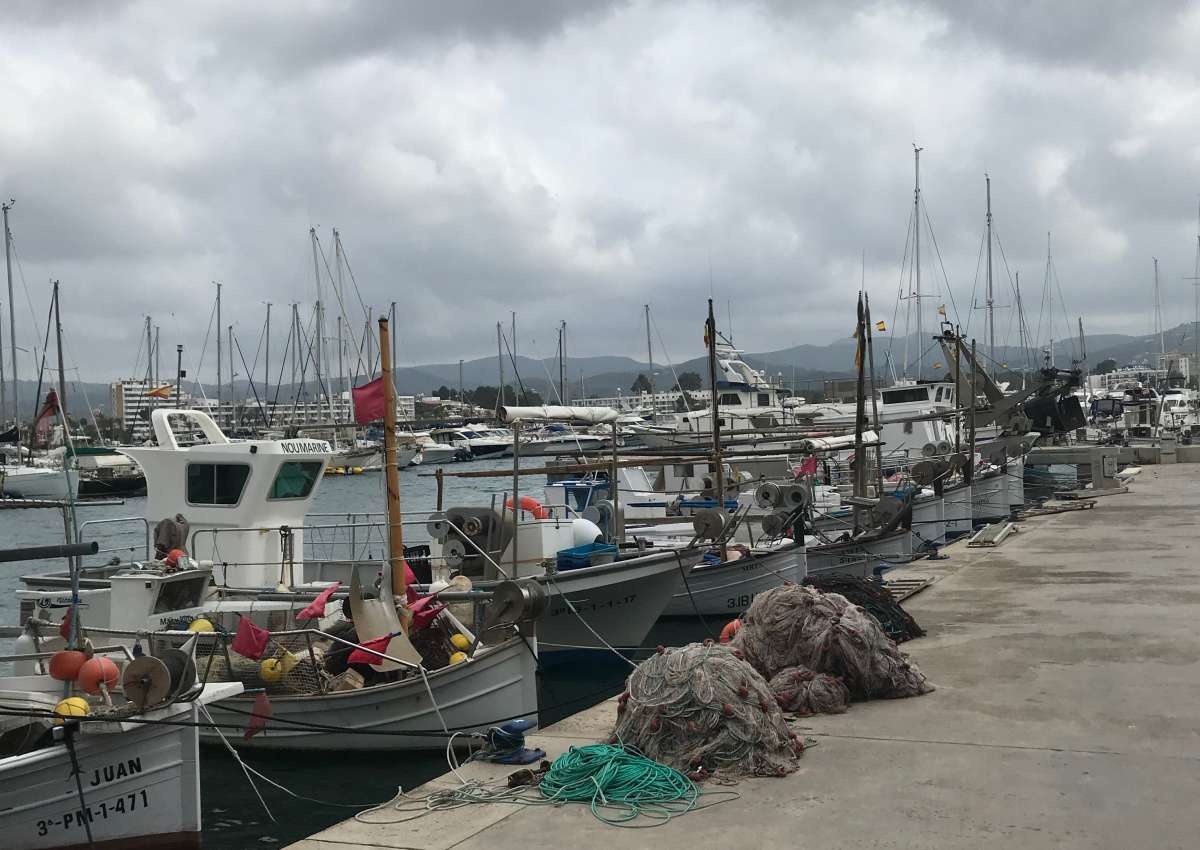 Puerto de Sant Antoni de Portmany Club Nautico - Jachthaven in de buurt van Sant Antoni de Portmany