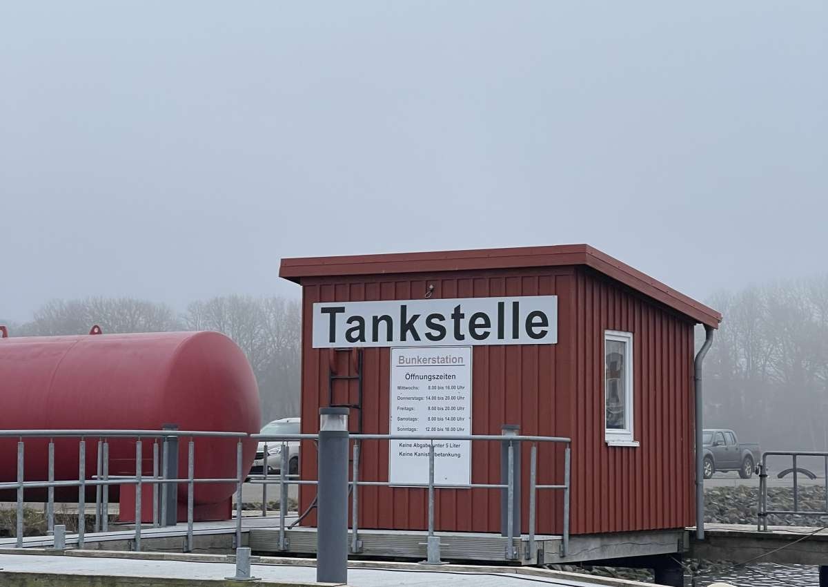 Fuel Diesel Heiligenhafen - Fuelstation near Heiligenhafen (Ortmühle)