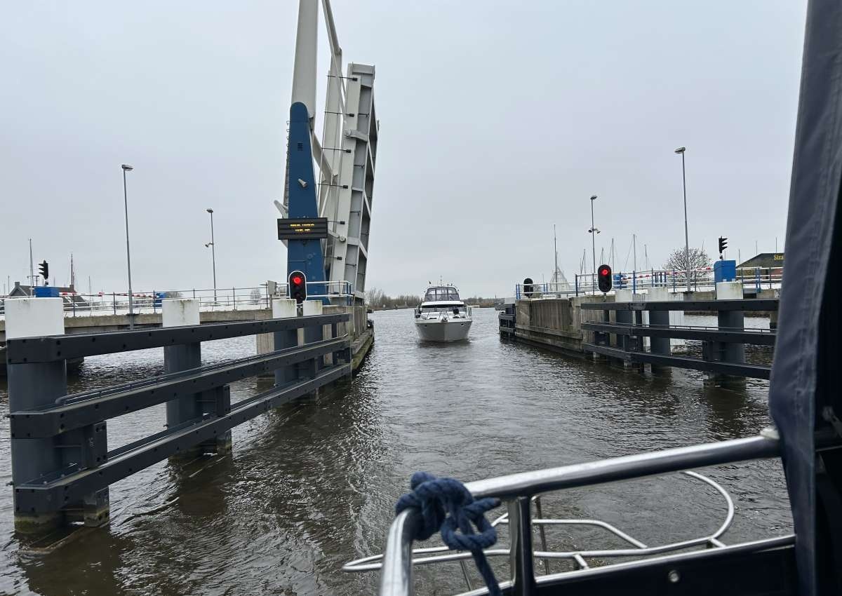 Warnserbrug - Brücke bei Súdwest-Fryslân (Warns)