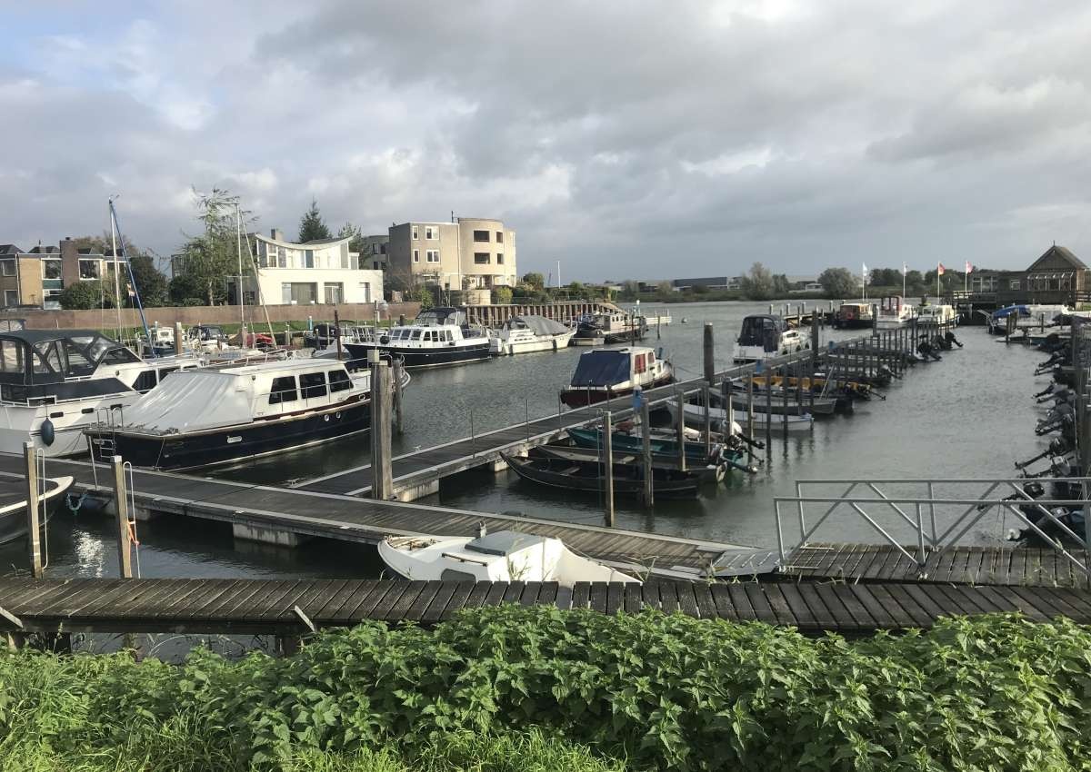 Watersportvereniging Bovenhaven - Jachthaven in de buurt van Kampen