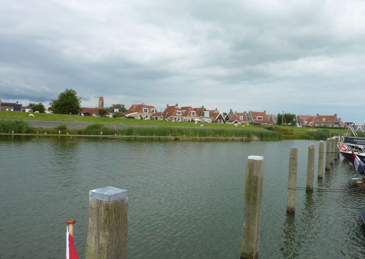 Makkum - Jachthaven in de buurt van Súdwest-Fryslân (Makkum)