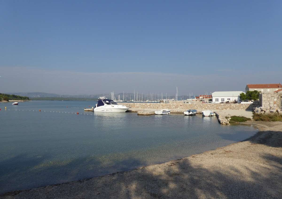 Marina Betina - Jachthaven in de buurt van Murter