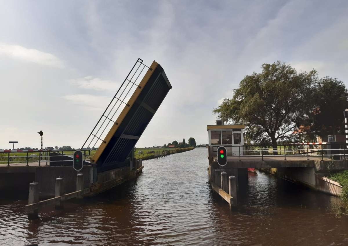 Hemmensbrug - Bridge in de buurt van Súdwest-Fryslân (Makkum)