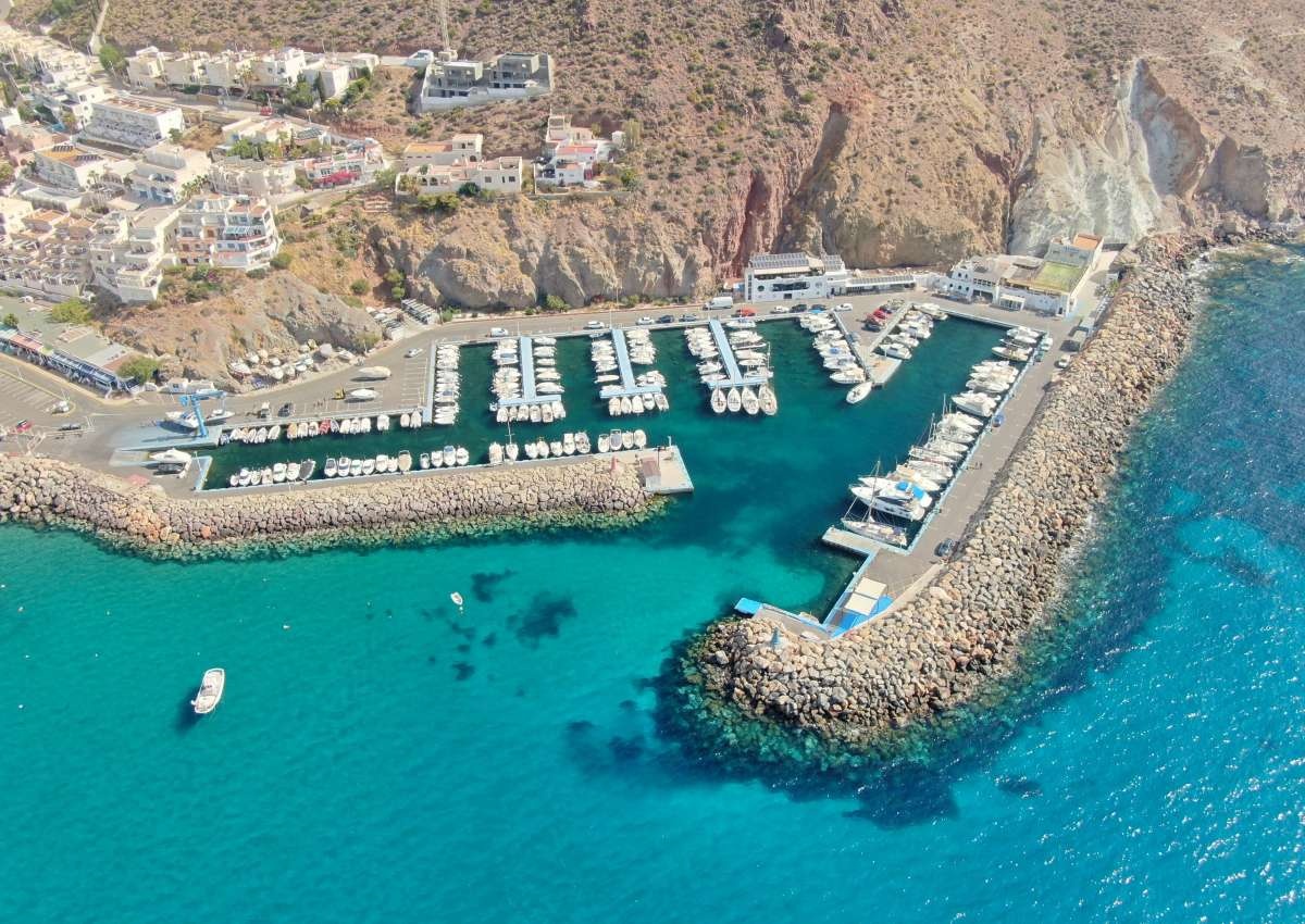 San Jose's yacht club - Jachthaven in de buurt van Níjar (San José)