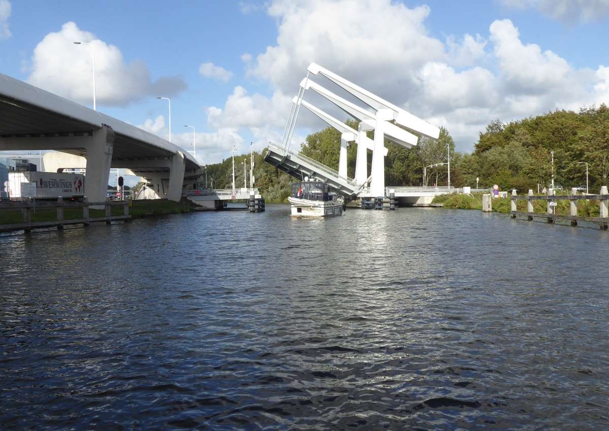 Bosrandbrug - Bridge in de buurt van Haarlemmermeer (Schiphol)
