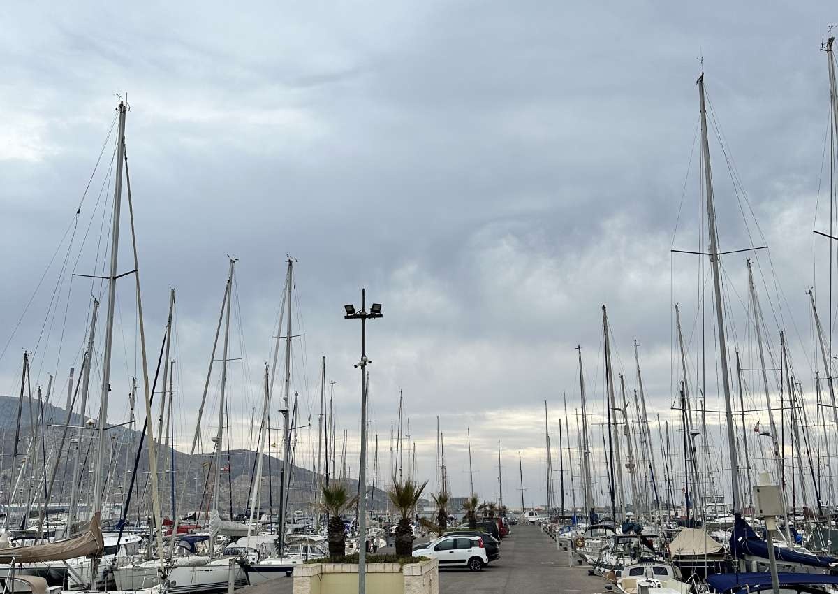 Puerto Deportivo - Jachthaven in de buurt van Cartagena