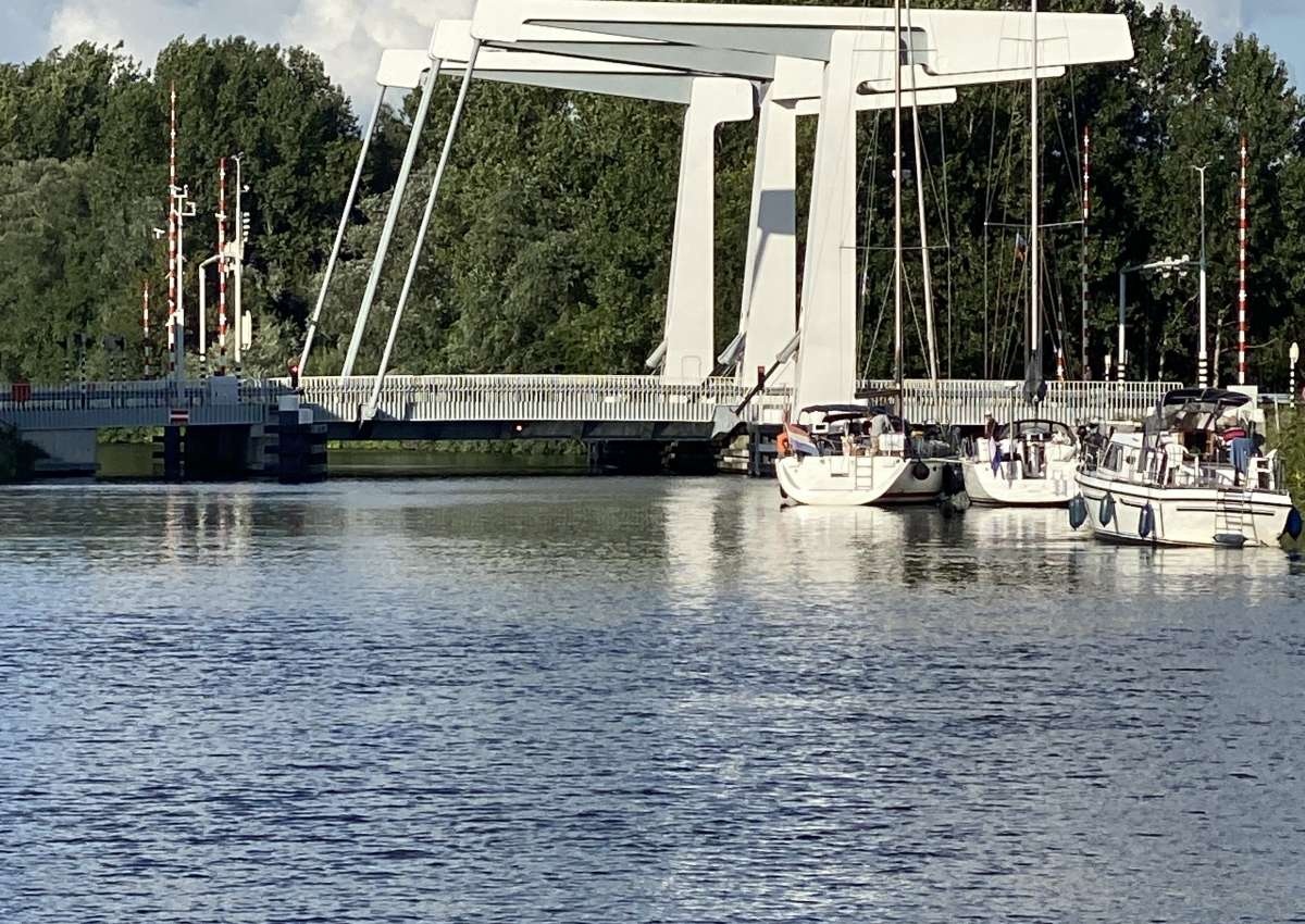 Bosrandbrug - Bridge in de buurt van Haarlemmermeer (Schiphol)