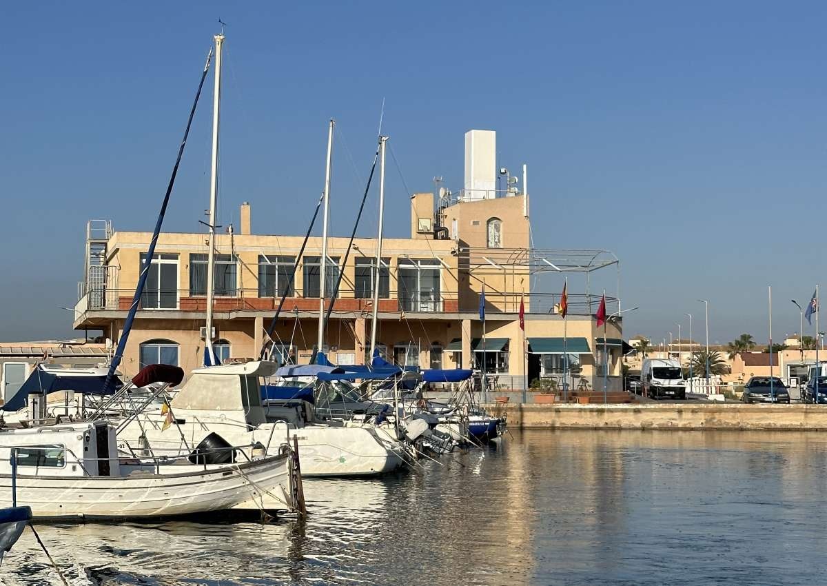 PUERTO DEPORTIVO DE LOS URRUTIAS-CLUB DE REGATAS MAR MENOR - Jachthaven in de buurt van Cartagena (Los Urrutias)