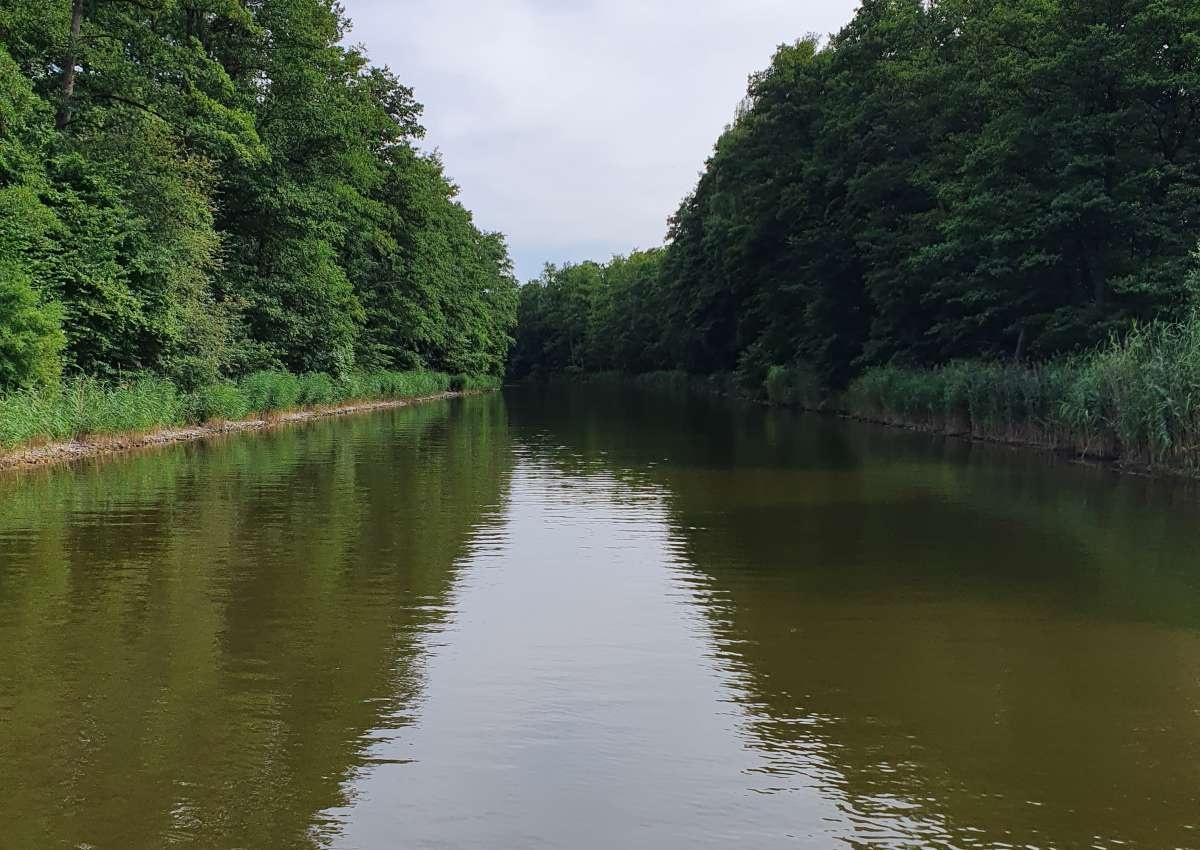 Schlabornkanal - Navinfo bei Rheinsberg
