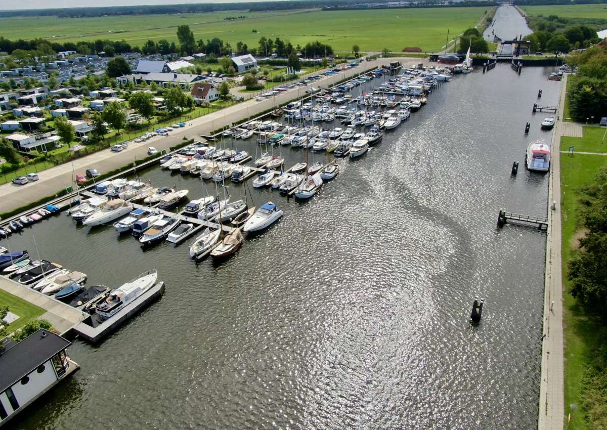 Sailing and Powerboat Association Zuidwal - Jachthaven in de buurt van Nijkerk