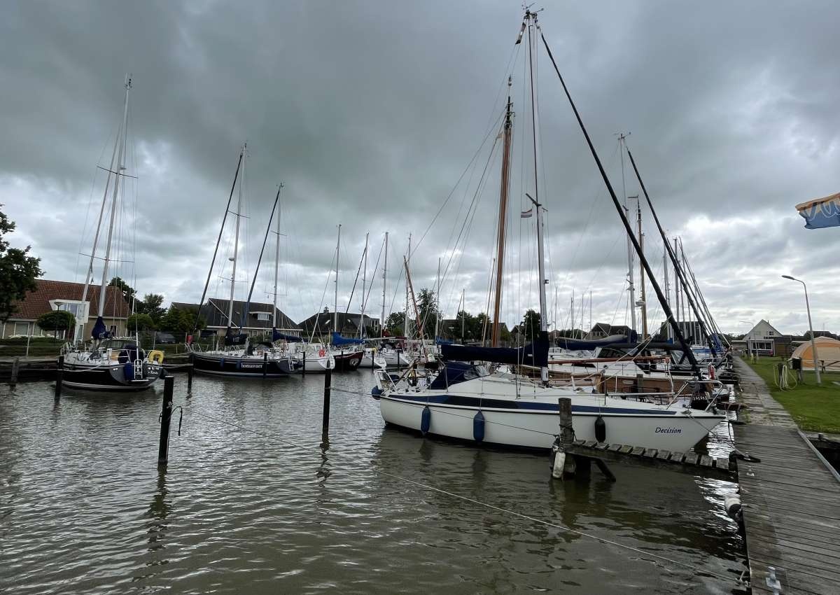 Franeker Watersport Vereniging - Jachthaven in de buurt van Franeker
