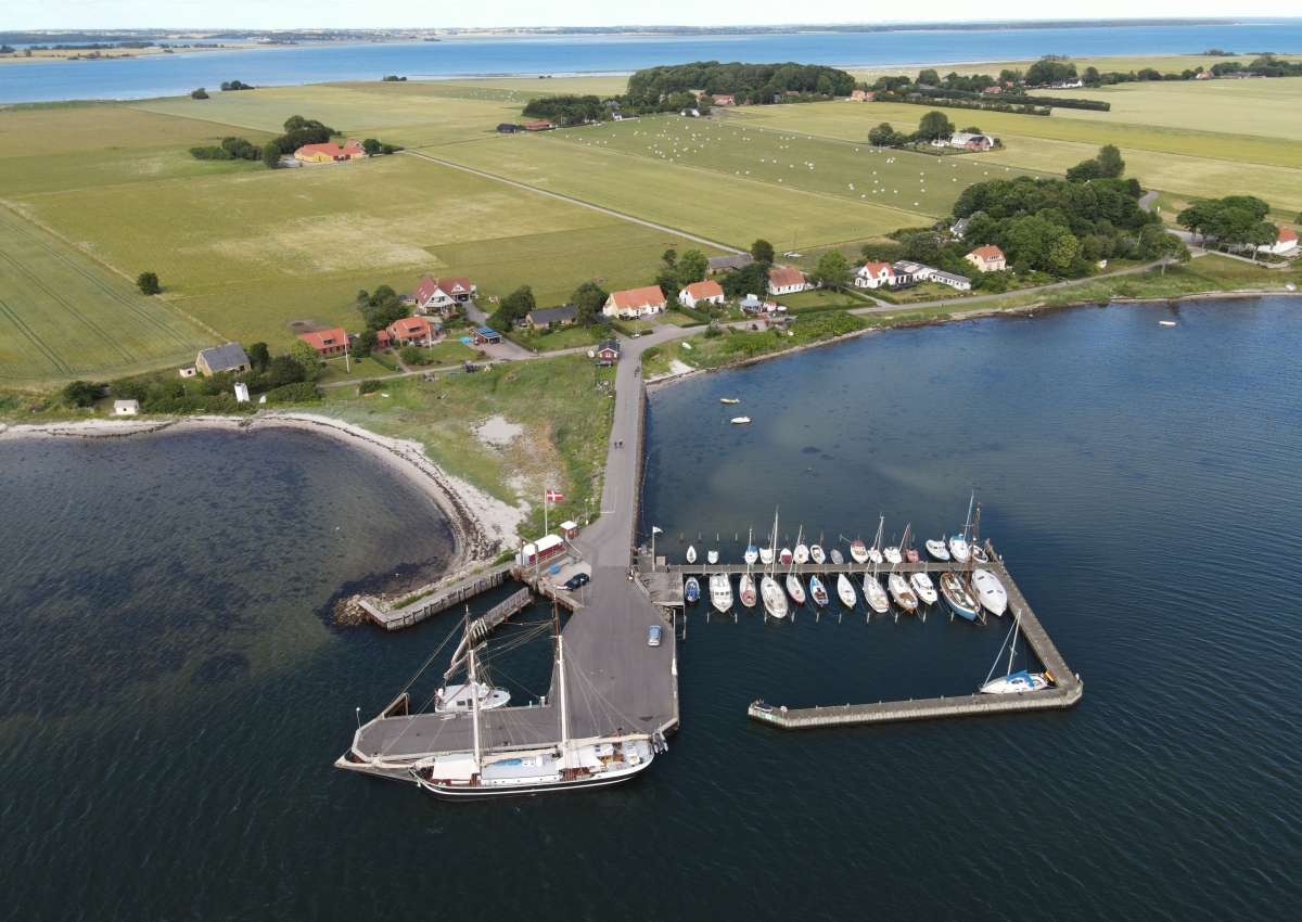 Hjarnø - Hafen bei Snaptun
