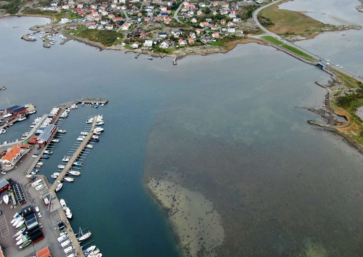 Röd Marina - Jachthaven in de buurt van Hönö