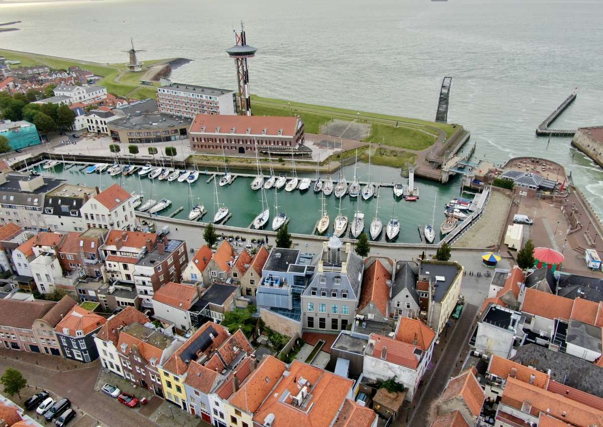 Michiel de Ruijter Haven - Jachthaven in de buurt van Vlissingen