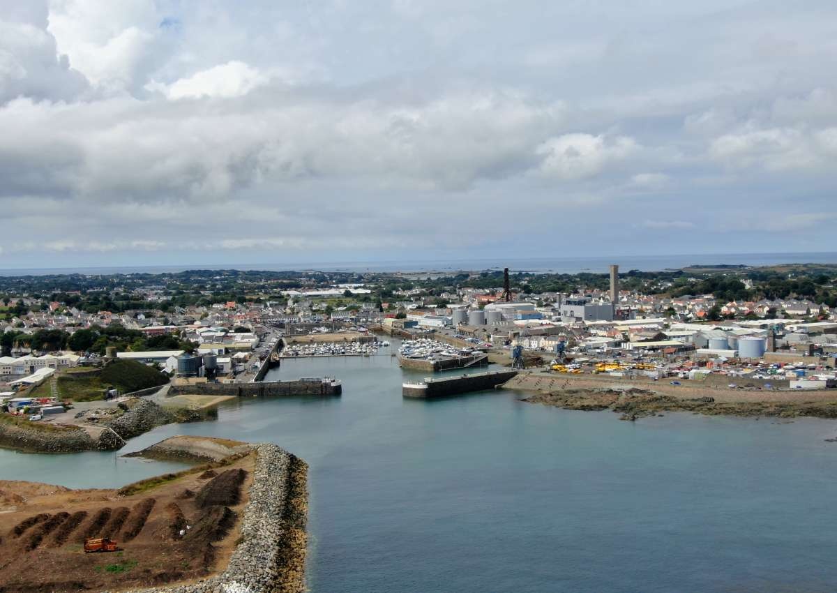 Saint Sampson Harbour - Hafen bei St Peters Port -Guernsey