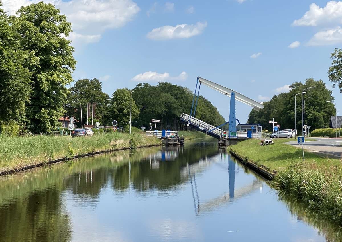 Oosterhesselerbrug - Bridge in de buurt van Coevorden (Oosterhesselen)