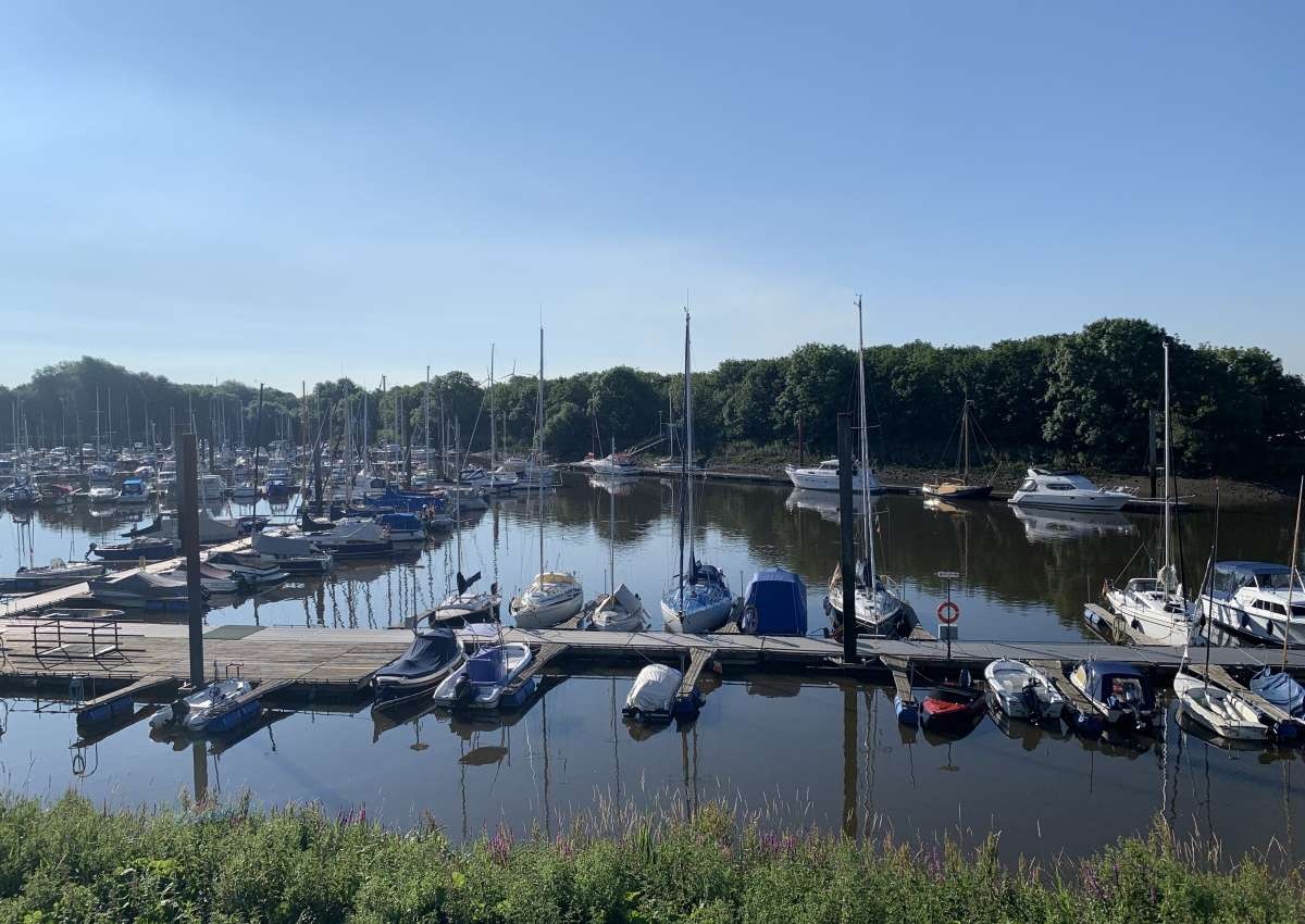 Yachthafen Grohn - Hafen bei Bremen (Vegesack)
