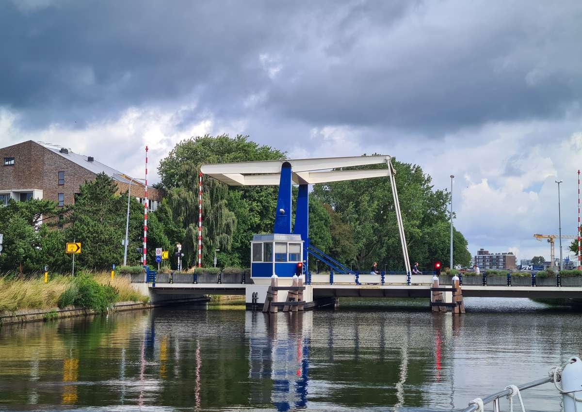 Van Iddekingebrug - Bridge in de buurt van Groningen (South)
