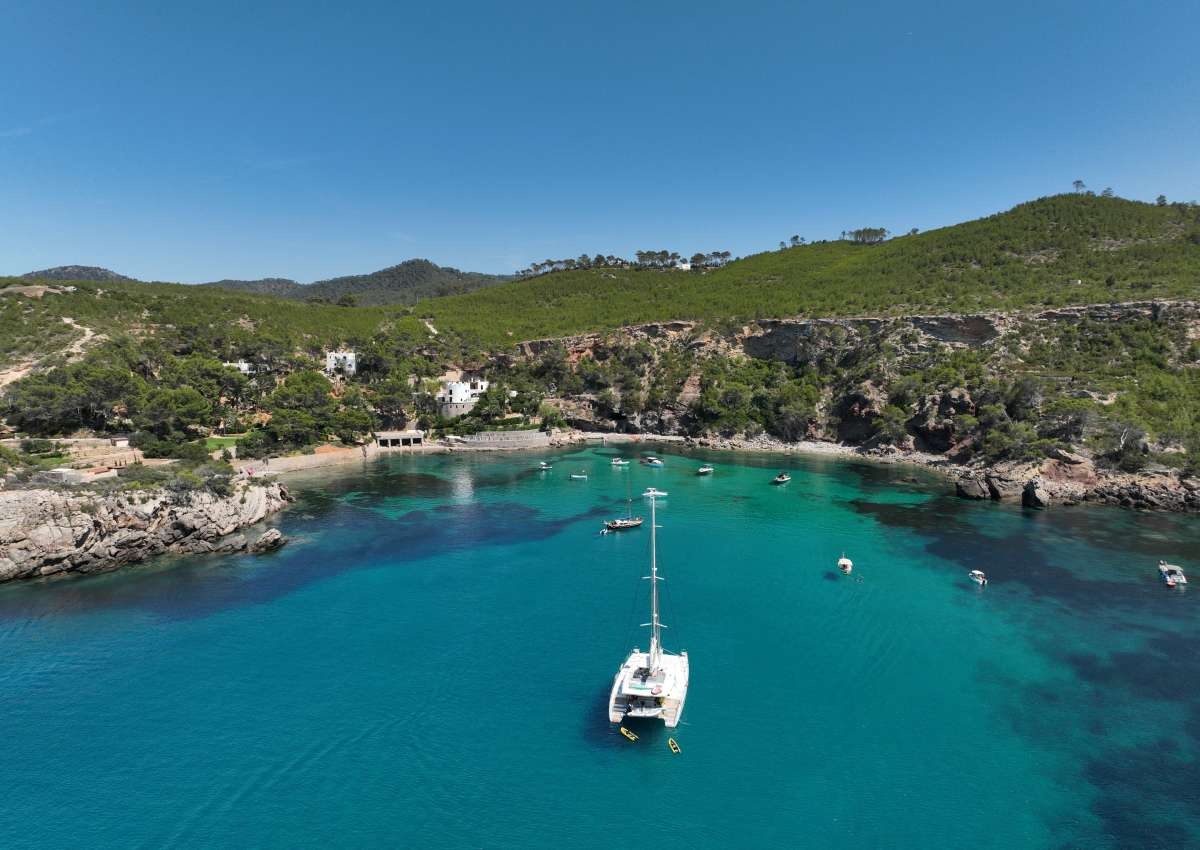 Cala Blanco - Ibiza - Anchor près de Portinatx
