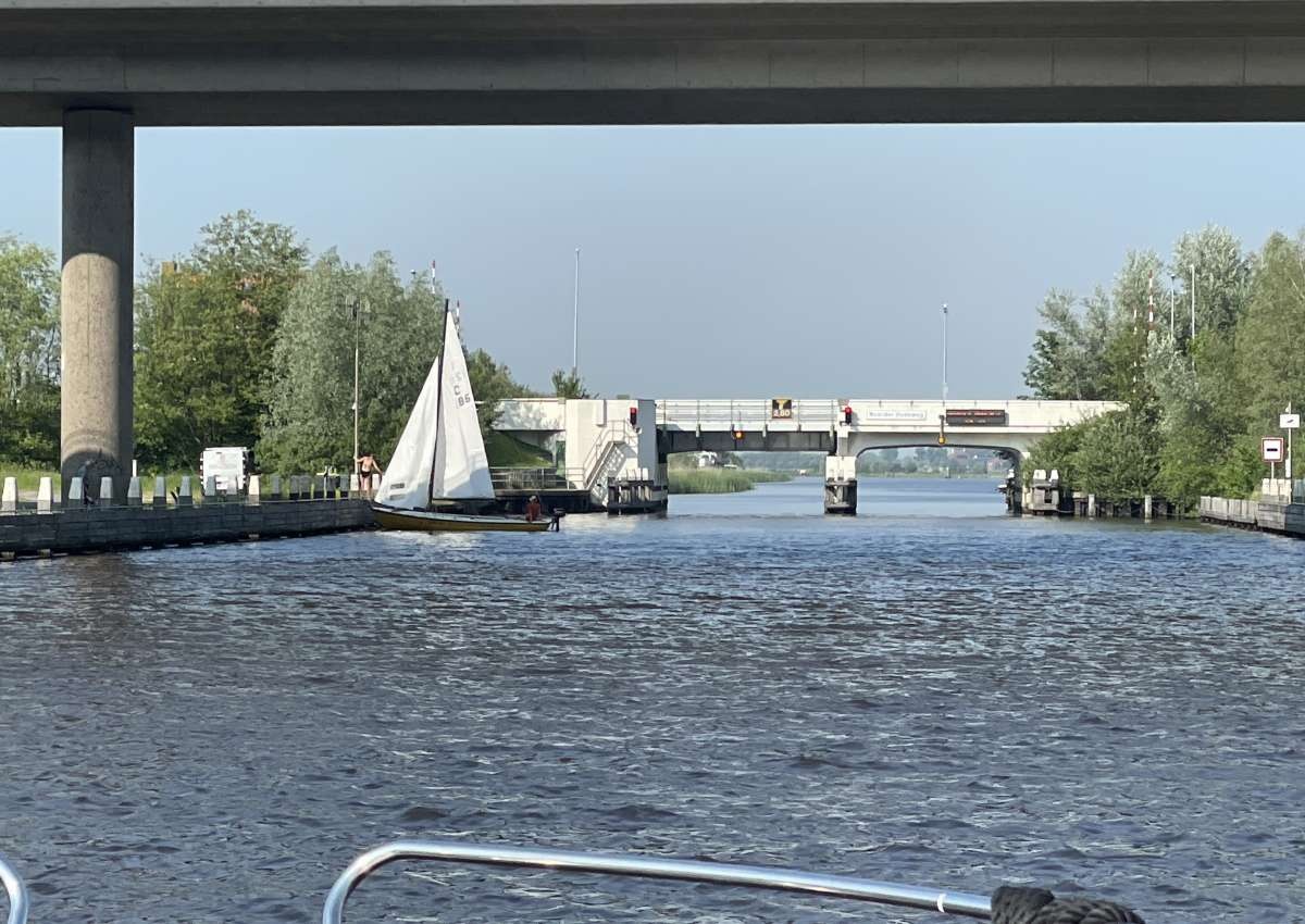 Noorder Oude Weg, brug - Brücke bei De Fryske Marren (Broek)