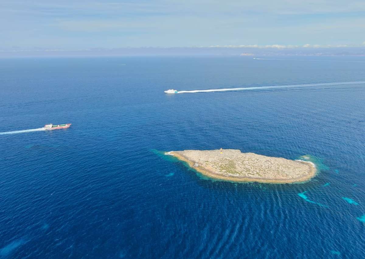 Isolate Gastabi - Foto near Formentera