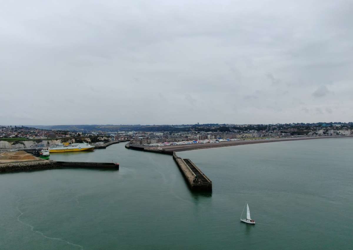Le port de plaisance - Jachthaven in de buurt van Dieppe