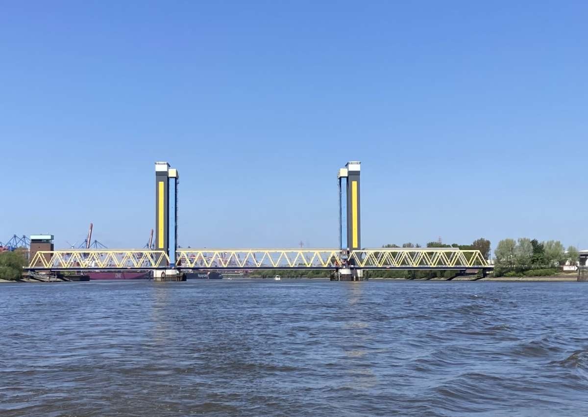 Hamburger Hafen - Kattwyk Brücke - Navinfo in de buurt van Hamburg (Moorburg)