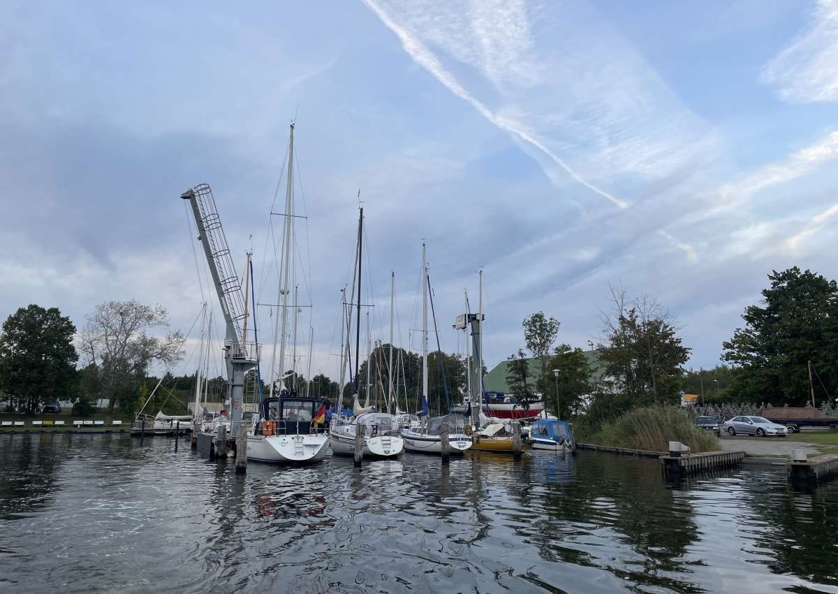 Herreninsel/Segler-Verein Trave - Jachthaven in de buurt van Lübeck (Karlshof / Israelsdorf / Gothmund)