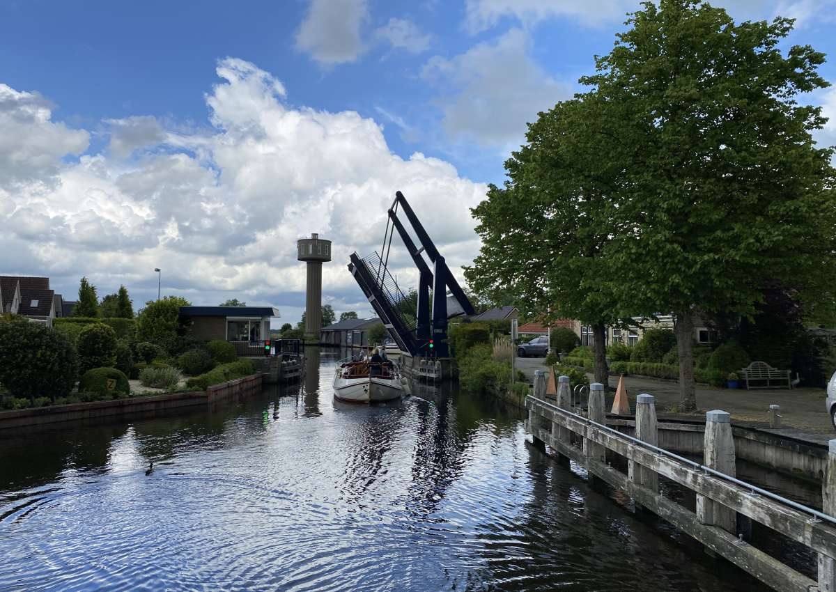 Nesserzijl - Bridge in de buurt van Heerenveen (Nes)