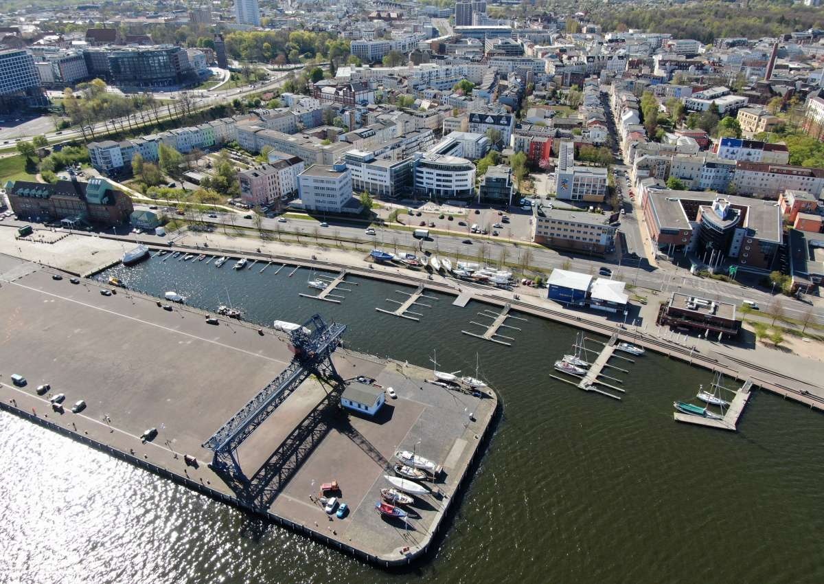 Rostock Haedgehafen - Jachthaven in de buurt van Rostock (Kröpeliner-Tor-Vorstadt)