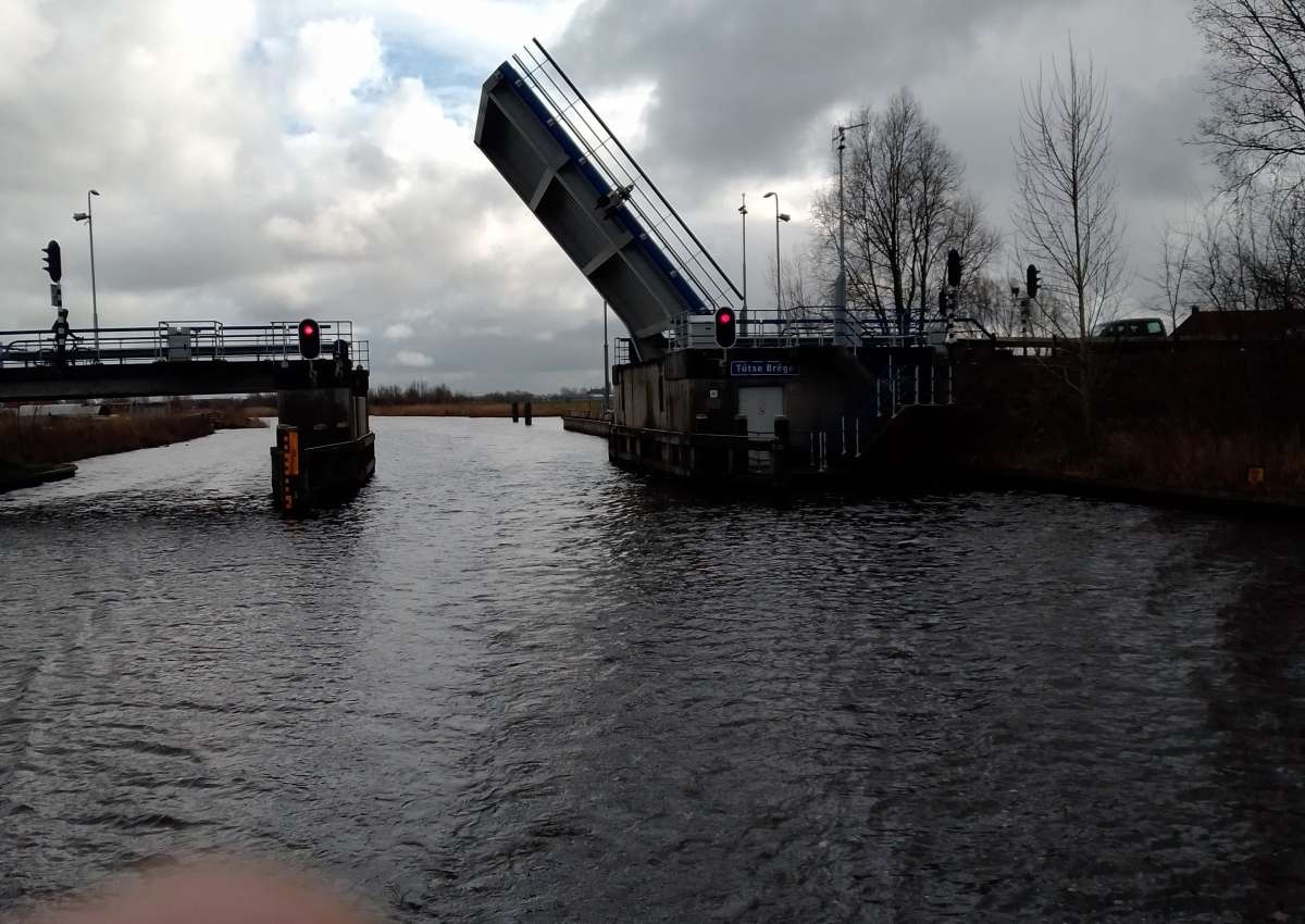 Tuutsebrege - Bridge in de buurt van Leeuwarden (Grou)