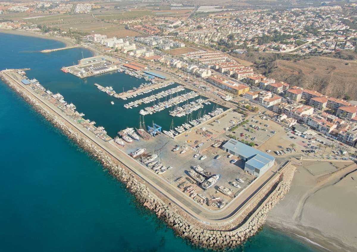 Caleta de Velez - Jachthaven in de buurt van Vélez-Málaga (Caleta del Sol)