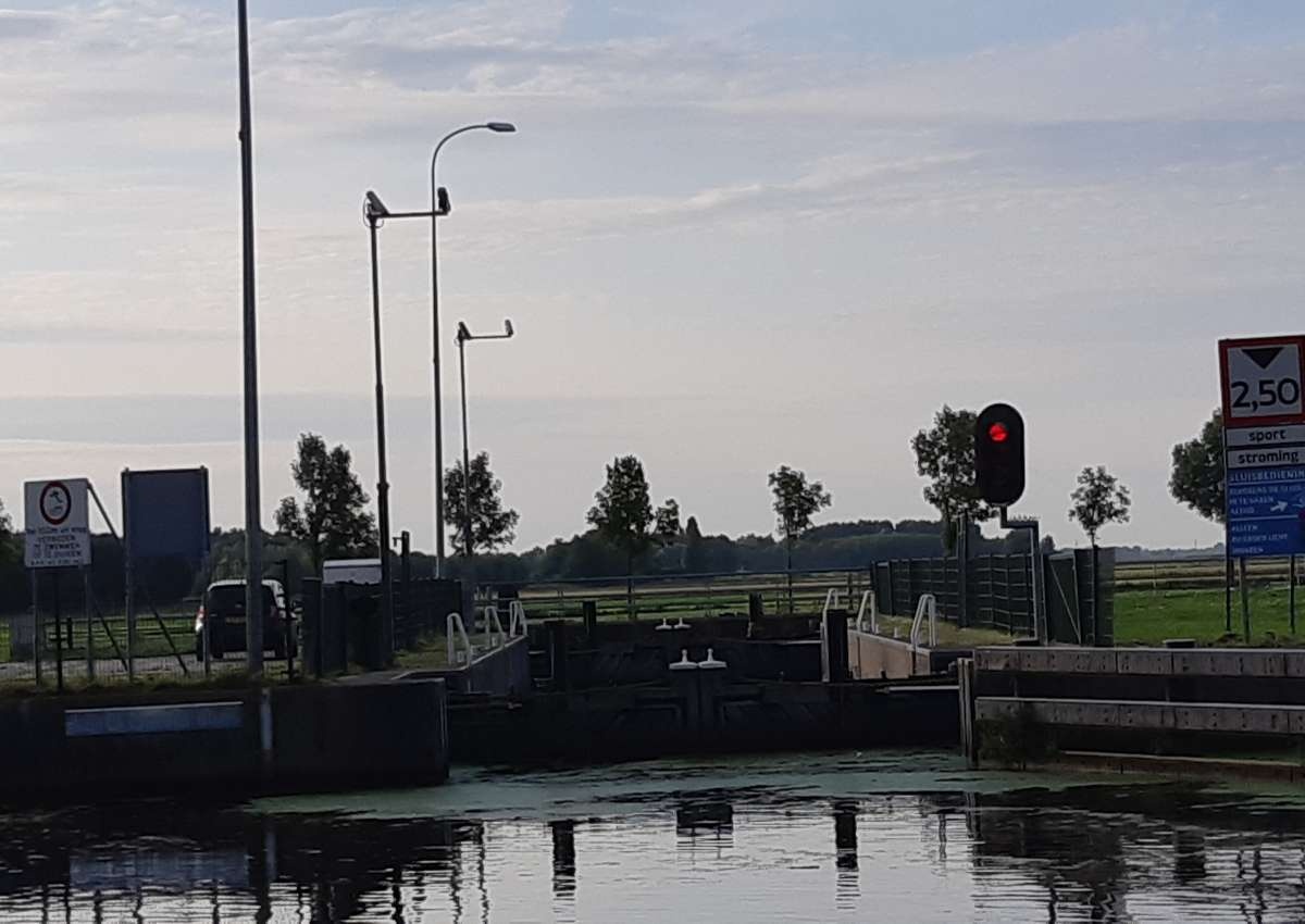Visbrug - Bridge in de buurt van Groningen (Garmerwolde)