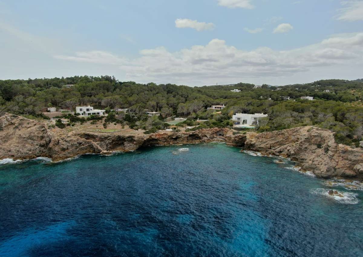 Ibiza - Cala Mastella, Anchor - Ankerplaats in de buurt van Cala Llenya
