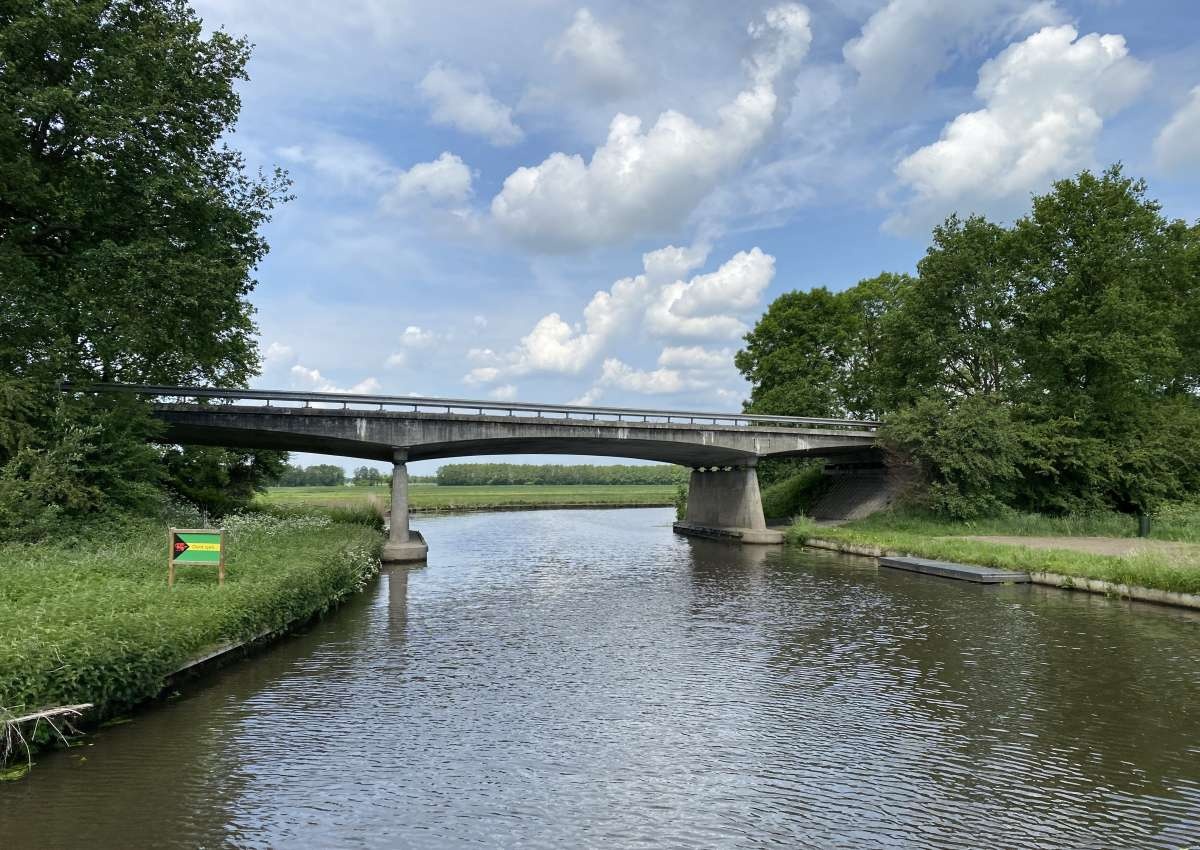 Ir. G.L. Waltherbrug - Bridge in de buurt van Ooststellingwerf (Donkerbroek)