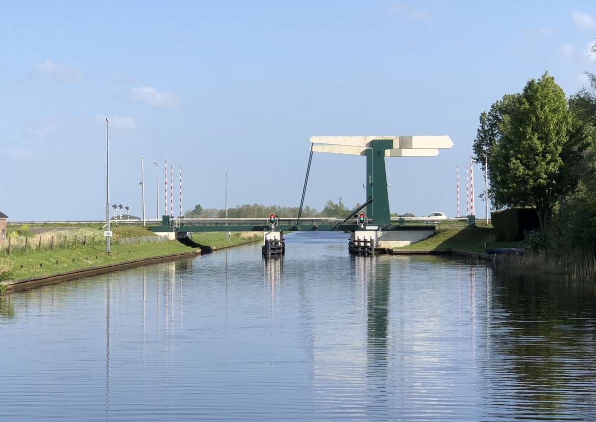 Oldetrijnsterbrug - Bridge in de buurt van Weststellingwerf